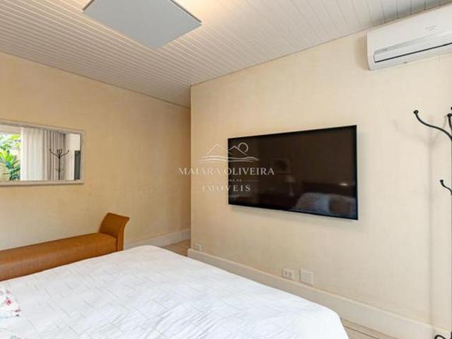 Casa exclusiva frente ao mar na Praia da Baleia