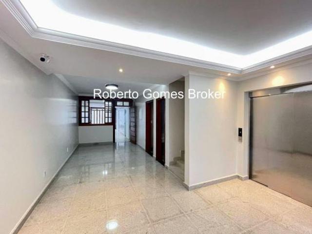 Reformada | 4 Quartos, Lote Vazado, Alto Padrão