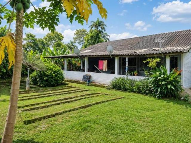 Casa Exclusiva para Venda em Morretes Bairro Rocio – R$ 400.000,00