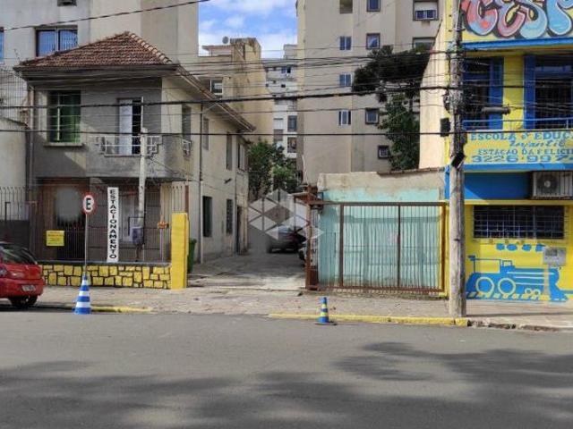 Casa e Estacionamento no Centro Histórico de Porto Alegre