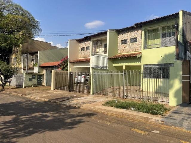 Casa e Sobrado em Condomínios para alugar com 1 Suíte + 2 Quartos em Vila Esperança, Maringá PR