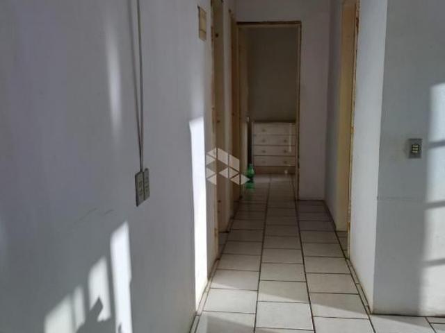 Casa e ponto comercial com amplo terreno, 220, 00 m² no Bairro Charqueadas