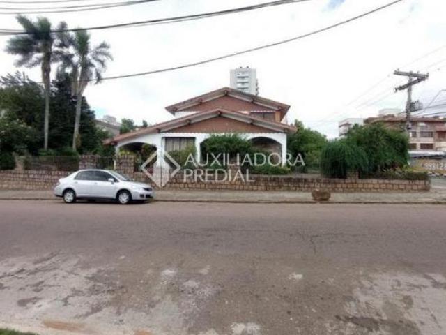 Localização Nobre na Zona Norte: Terreno de Esquina com 1.024m²