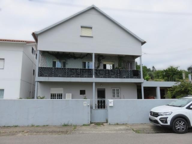 CASA E TERRENOS RÚSTICOS | SANTIAGO DE LITÉM POMBAL | NEGOCIAÇÃO PARTICULAR FIM 16*OUT
