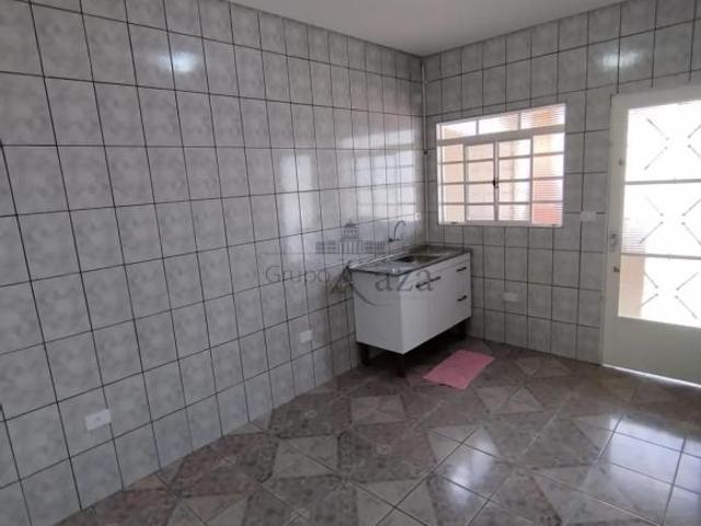 Casa Edícula Jardim Flórida Jacareí 1 Dormitório 68m²