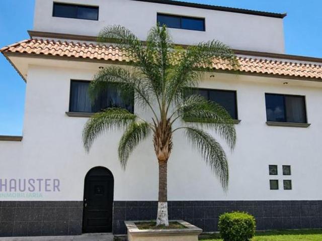 Casa El Campanario