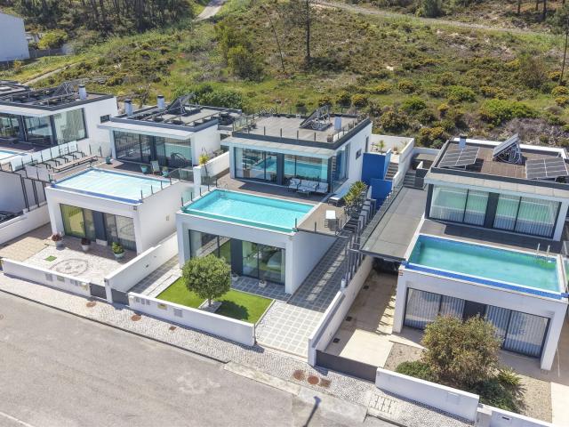 Casa Elegante com Vista para a Baía em Salir do Porto 230m² Tornada e Salir do Porto