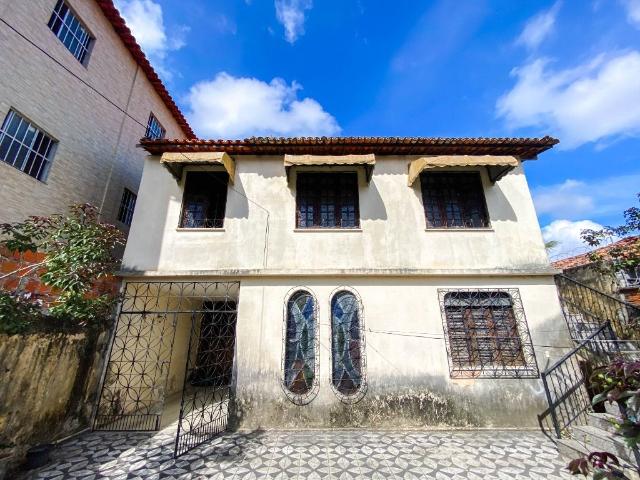 Casa em Montese, Fortaleza/CE de 104m² 6 quartos à venda por R$ 689.600,00