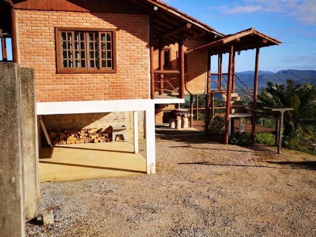 Casa em Morro Do Queimado, Santo Amaro da Imperatriz/SC de 10m² 3 quartos à venda por R$ 579.900,00