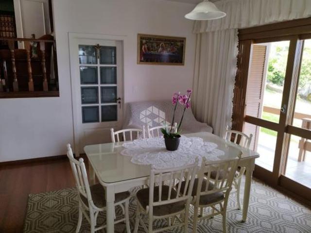 Casa em ótima localização com vista privilegiada!