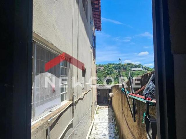 Casa em Avenida Álvaro da Silveira Marimbá Betim/MG
