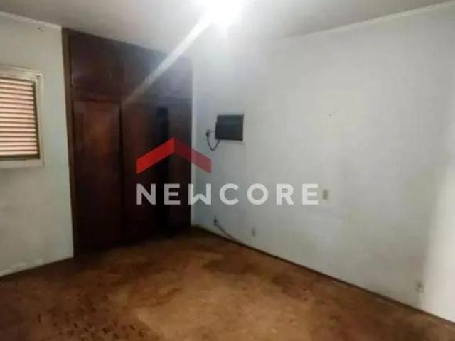 Casa em Avenida Getúlio Vargas Vila Guedes de Azevedo Bauru/SP
