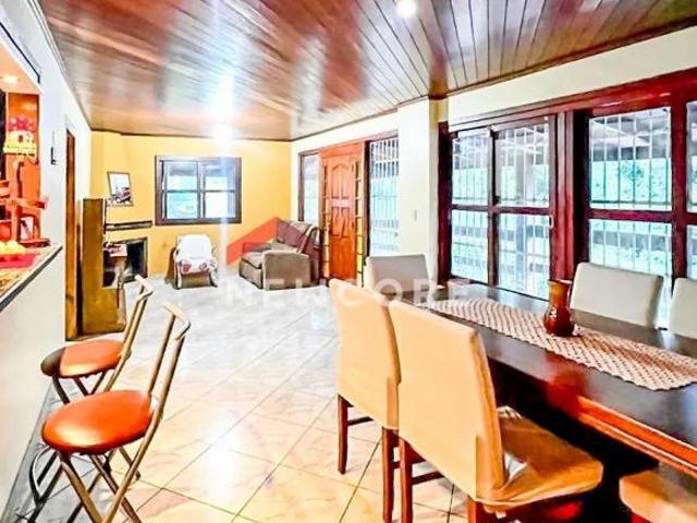 Casa em Avenida João Carlos Viale Dias Tarumã Viamão/RS