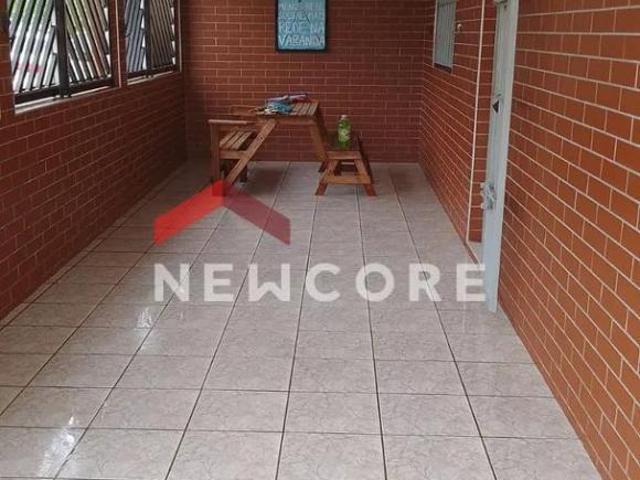 Casa em Avenida Municipal Humaita Cananéia/SP