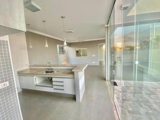 Casa em Aeroporto, Araçatuba/SP de 294m² 3 quartos à venda por R$ 1.450.000,00