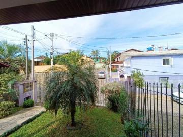 Casa em Alvenaria com 03 dormitórios próxima ao quartel