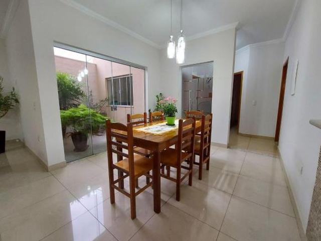 Casa em Americana