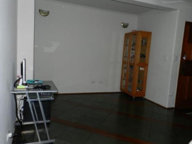 Casa em Butantã com 240m², 5 quartos, 1 vaga