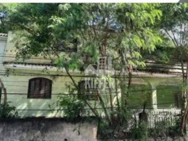 Casa em Baldeador, Niterói/RJ de 1368m² 5 quartos à venda por R$ 399.000,00