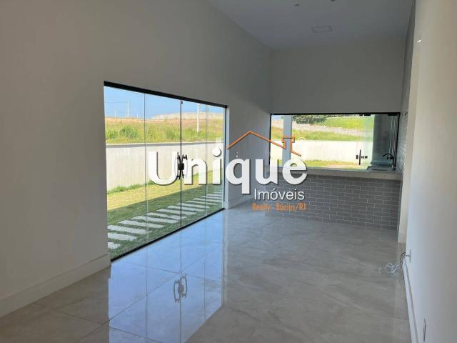 Casa em Balneário São Pedro, São Pedro da Aldeia/RJ de 124m² 4 quartos à venda por R$ 624.900,00