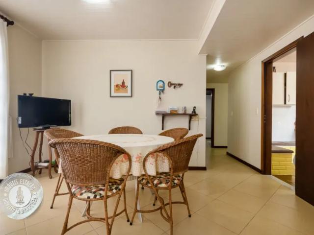 VENDA Casa 5 dormitórios, 3 suítes no Bairro Vila Nova/ Blumenau