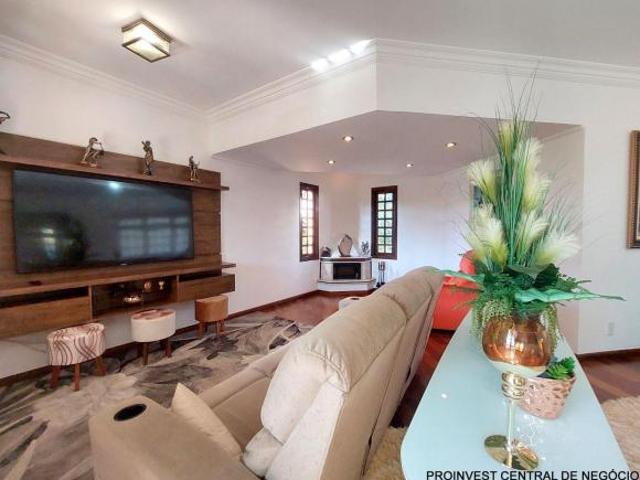 Casa em Bosque do Vianna, Cotia/SP de 530m² 4 quartos à venda por R$ 3.500.000,00