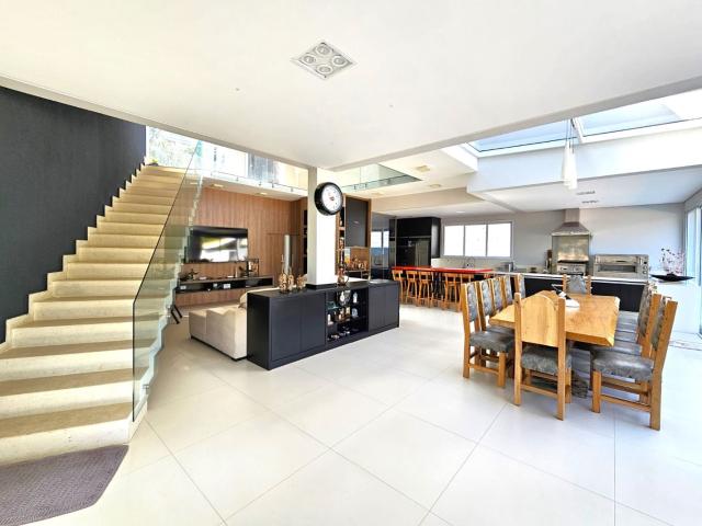 Casa em Bosque do Vianna, Cotia/SP de 600m² 3 quartos à venda por R$ 8.000.000,00 ou para locação R$ 28.000,00/mes