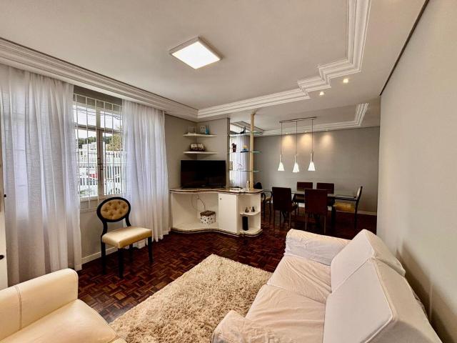Casa em Boqueirão, Curitiba/PR de 278m² 3 quartos à venda por R$ 1.559.900,00