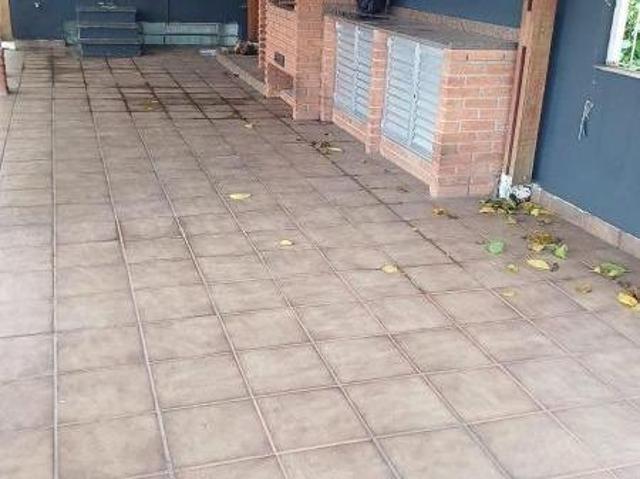 Casa em Cambuci com 190m²