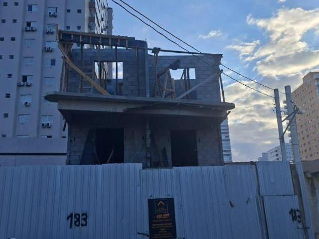 Casa em Campo da Aviação, Praia Grande/SP de 100m² 3 quartos à venda por R$ 650.000,00