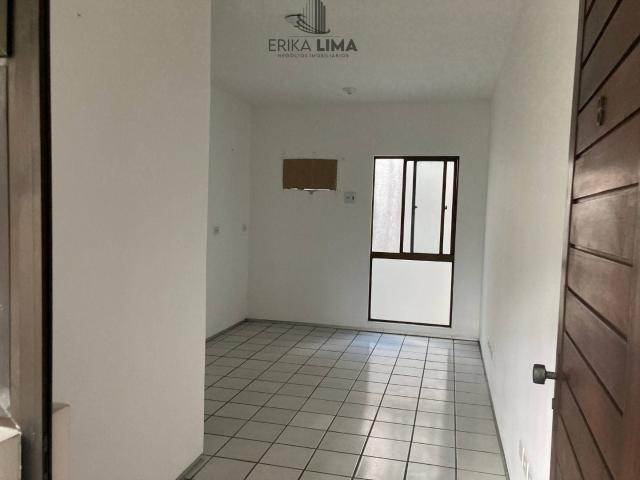 Casa em Casa Forte, Recife/PE de 284m² 10 quartos à venda por R$ 1.599.900,00