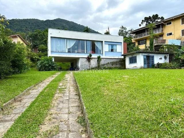 Casa em Carlos Guinle, Teresópolis/RJ de 161m² 3 quartos à venda por R$ 1.099.600,00