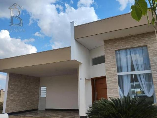 Casa em Centro, Marília/SP de 135m² 3 quartos à venda por R$ 750.000,00
