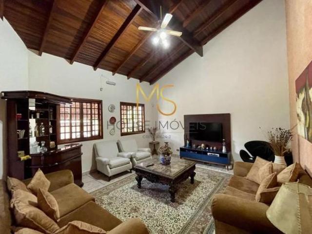 Casa em Chácara dos Lagos, Carapicuíba/SP de 412m² 3 quartos à venda por R$ 2.500.000,00