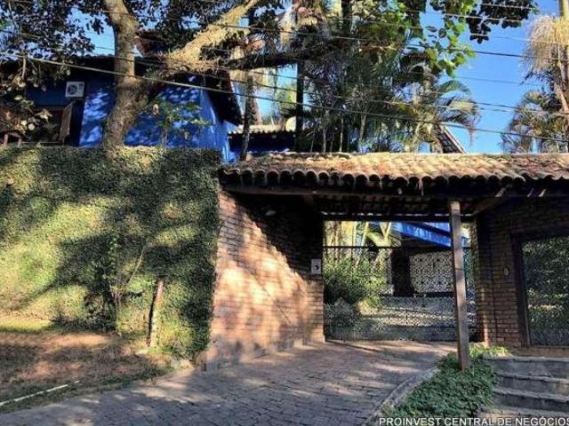 Casa em Chácara São João, Carapicuíba/SP de 427m² 4 quartos à venda por R$ 1.890.000,00