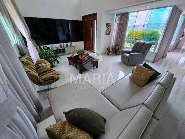 Casa em condomínio fechado com 05 quartos e piscina privativa à venda em Bezerros/PE!