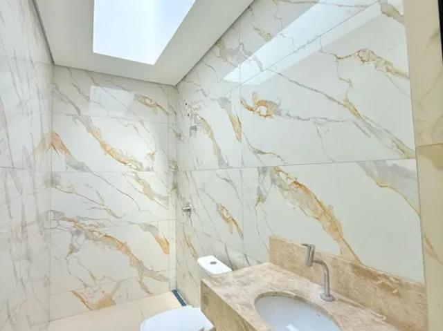 Casa em Condomínio Veneza Goiânia