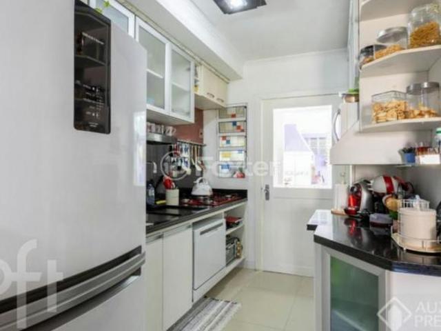 Casa em Condomínio, 3 dormitórios, 77.76 m², em Humaitá