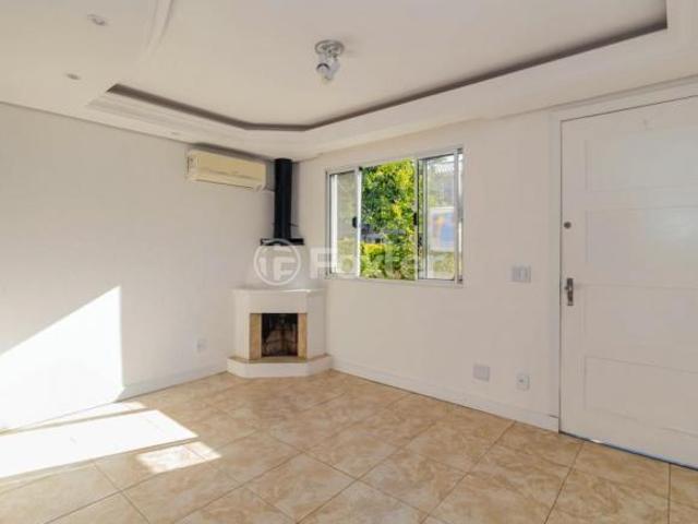 Casa em Condomínio, 3 dormitórios, 87 m², em Humaitá