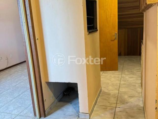 Casa em Condomínio, 3 dormitórios, 131 m², em Serraria