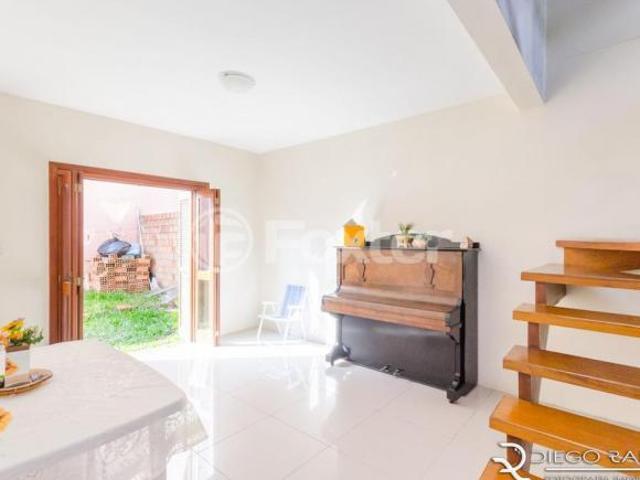 Casa em Condomínio, 3 dormitórios, 160 m², em Guarujá