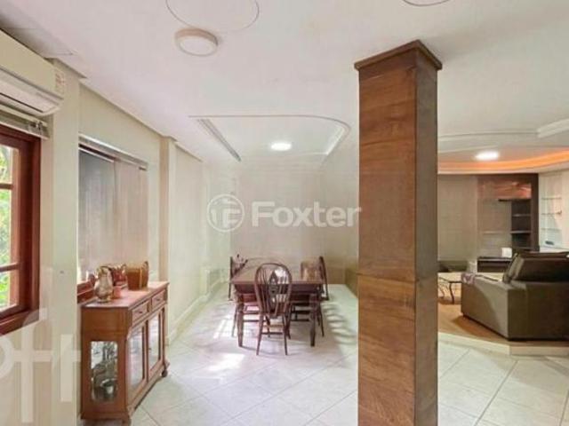 Casa em Condomínio, 3 dormitórios, 215 m², em Santa Tereza