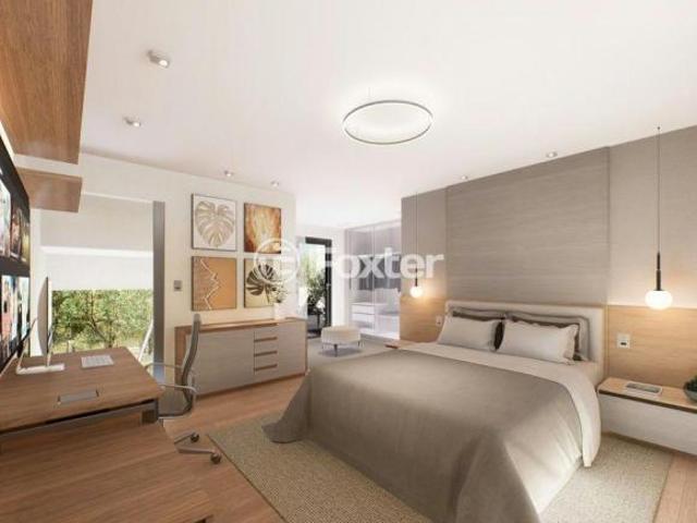 Casa em Condomínio, 3 dormitórios, 241 m², em Vila Jardim