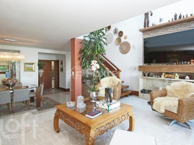 Casa em Condomínio, 3 dormitórios, 268.37 m², em Vila Conceição