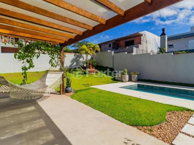 Casa em Condomínio, 3 dormitórios, 289 m², em Vila Nova