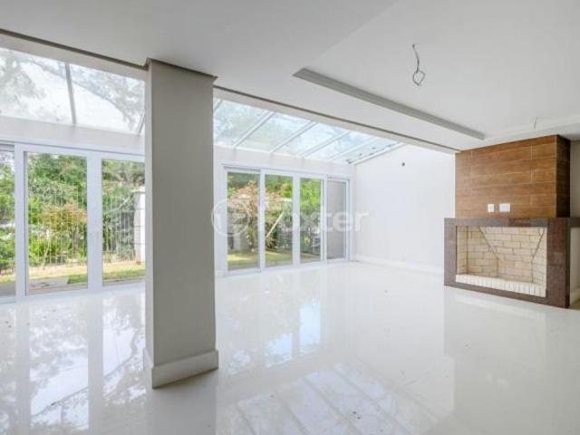 Casa em Condomínio, 3 dormitórios, 294.84 m², em Tristeza