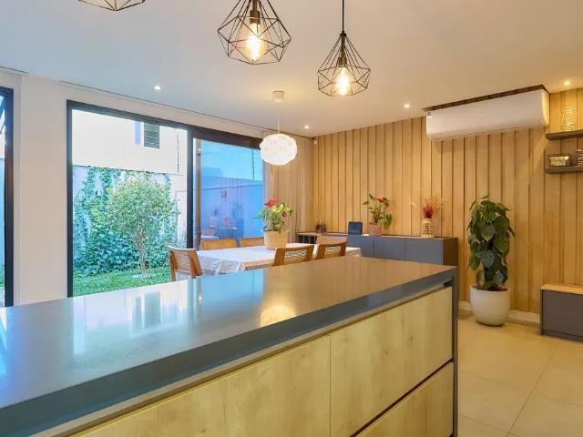 Casa em Condomínio 3 Quartos Santa Felicidade 139m²