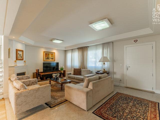 Casa em Condomínio 3 Quartos Uberaba 448m²