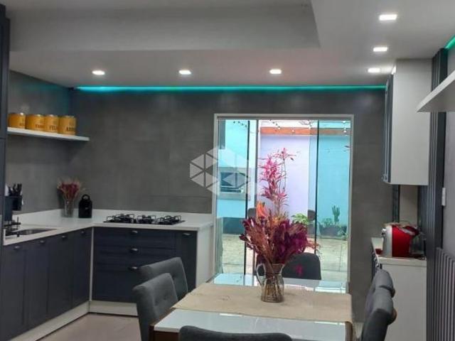 Casa em condomínio 03 dormitórios bairro Guaruja
