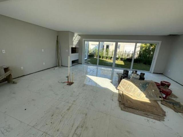 CASA EM CONDOMINIO 04 DORMITÓRIOS Bairro